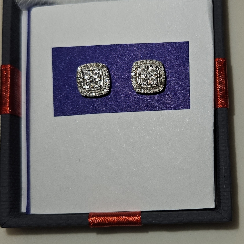 Diamond Earrings Set 1/10 CT TW I-J13, in 925 Sterling Silver. Luxury - Picture 10 of 16